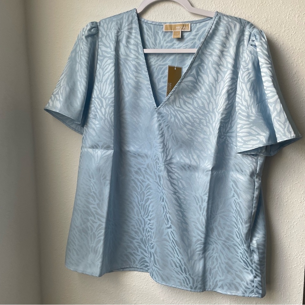 Michael Kors Satin Blue Vneck Blouse Size Large $98